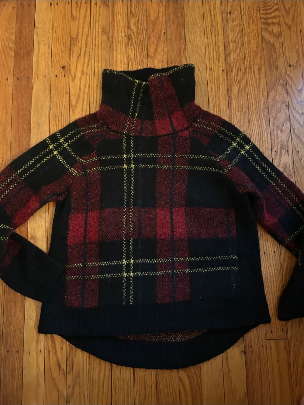 Turtleneck Plaid Knit Sweater - Red & Black
